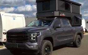 火星共创车型来袭 硬升顶旅居版治愈你的房车焦虑